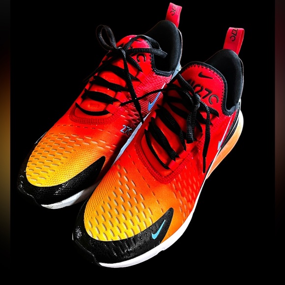 AUTHENTIC NIKE AIR MAX 270 SNEAKERS - Picture 3 of 15